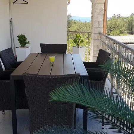 Apartment Samanta *